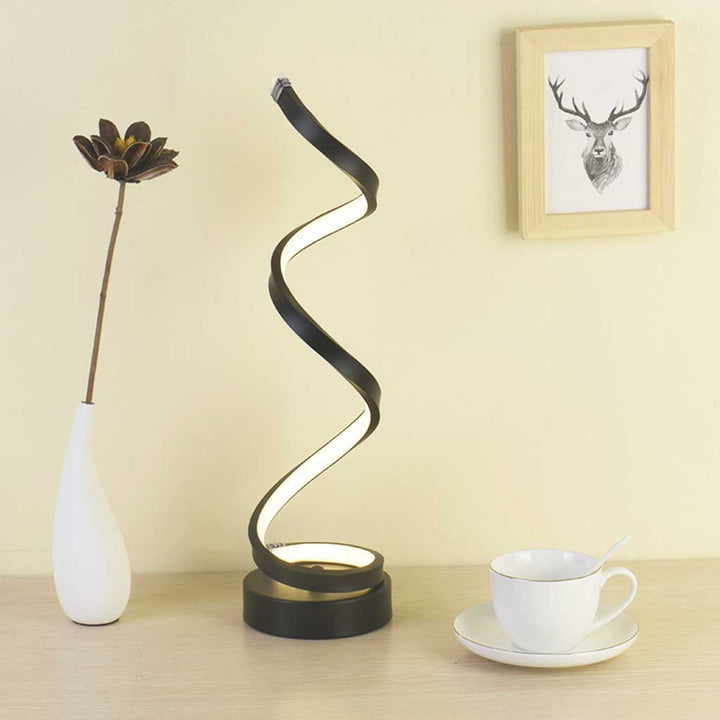 Moderne Spiral LED Bordlampe med Justerbar Lysstyrke og Farvetemperatur