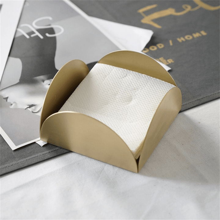 Messing Tissue Holder med Moderne Skandinavisk Design