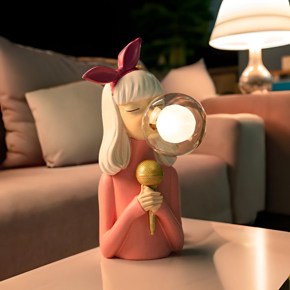 Fe Bordlampe med LED Lys i Charmerende Design