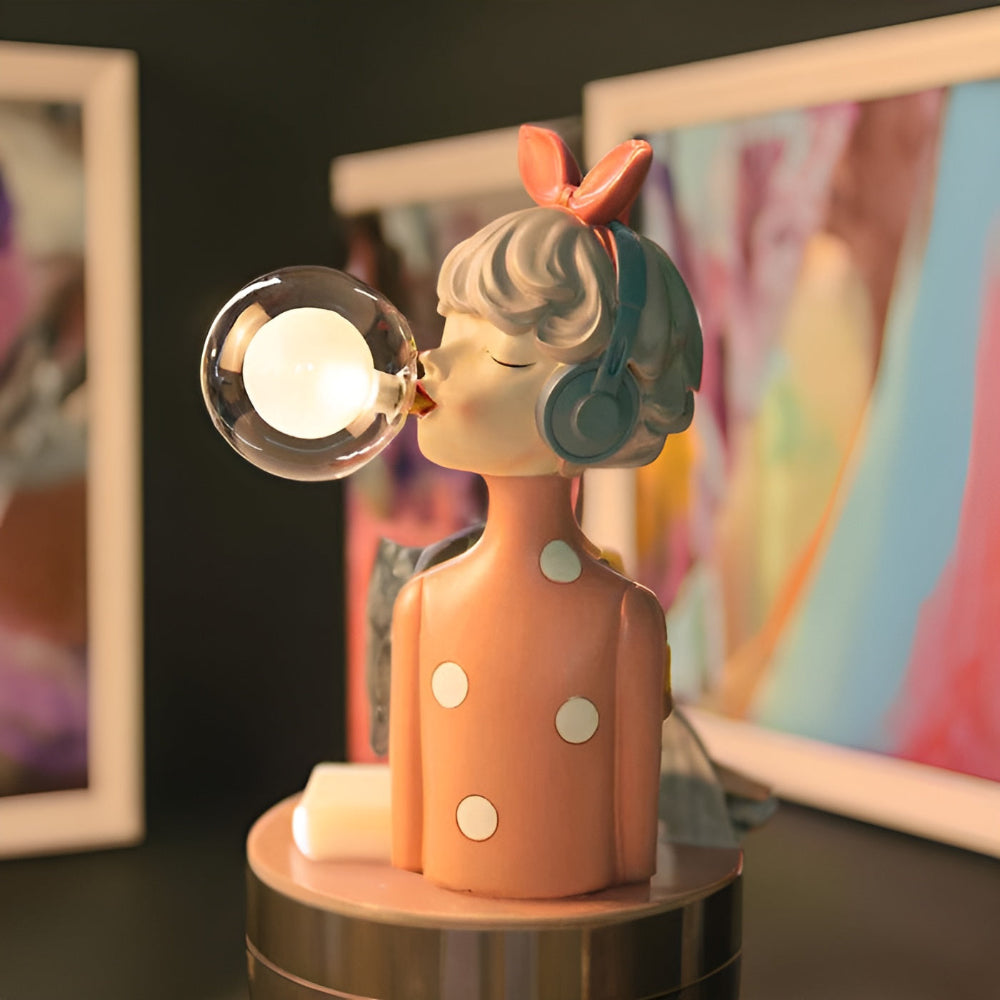 Fe Bordlampe med LED Lys i Charmerende Design