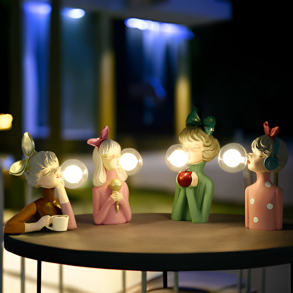 Fe Bordlampe med LED Lys i Charmerende Design