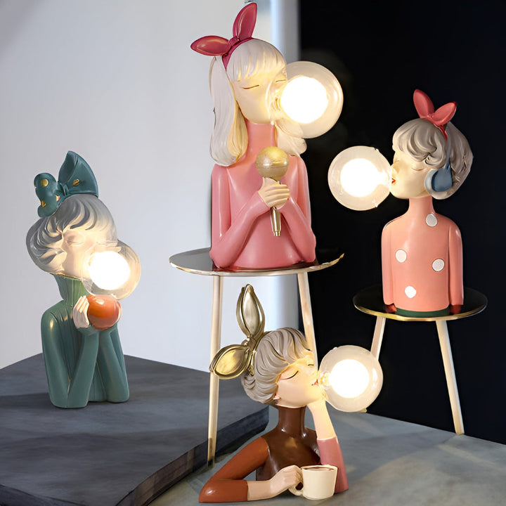 Fe Bordlampe med LED Lys i Charmerende Design