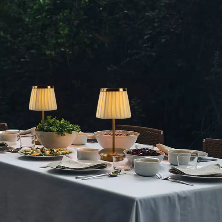 Genopladelig LED Bordlampe med Touch Kontrol og Justerbar Lysstyrke