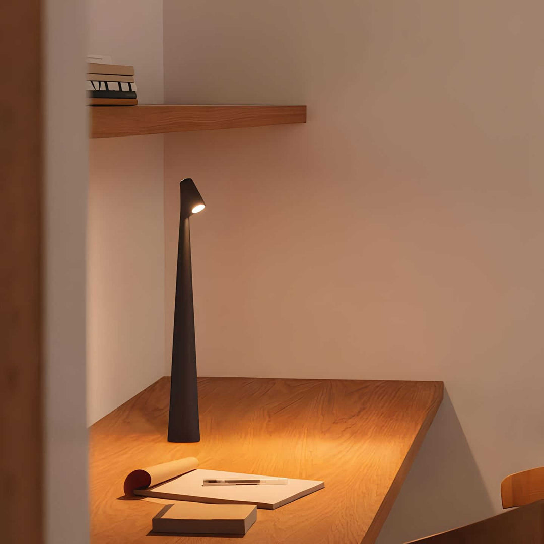 Trådløs Bordlampe med Justerbar Lysstyrke og Minimalistisk Design