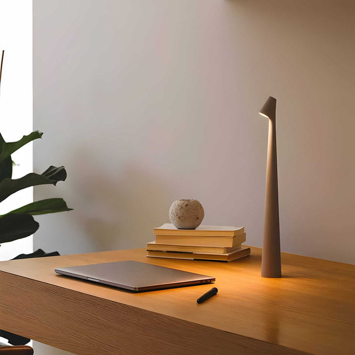 Trådløs Bordlampe med Justerbar Lysstyrke og Minimalistisk Design