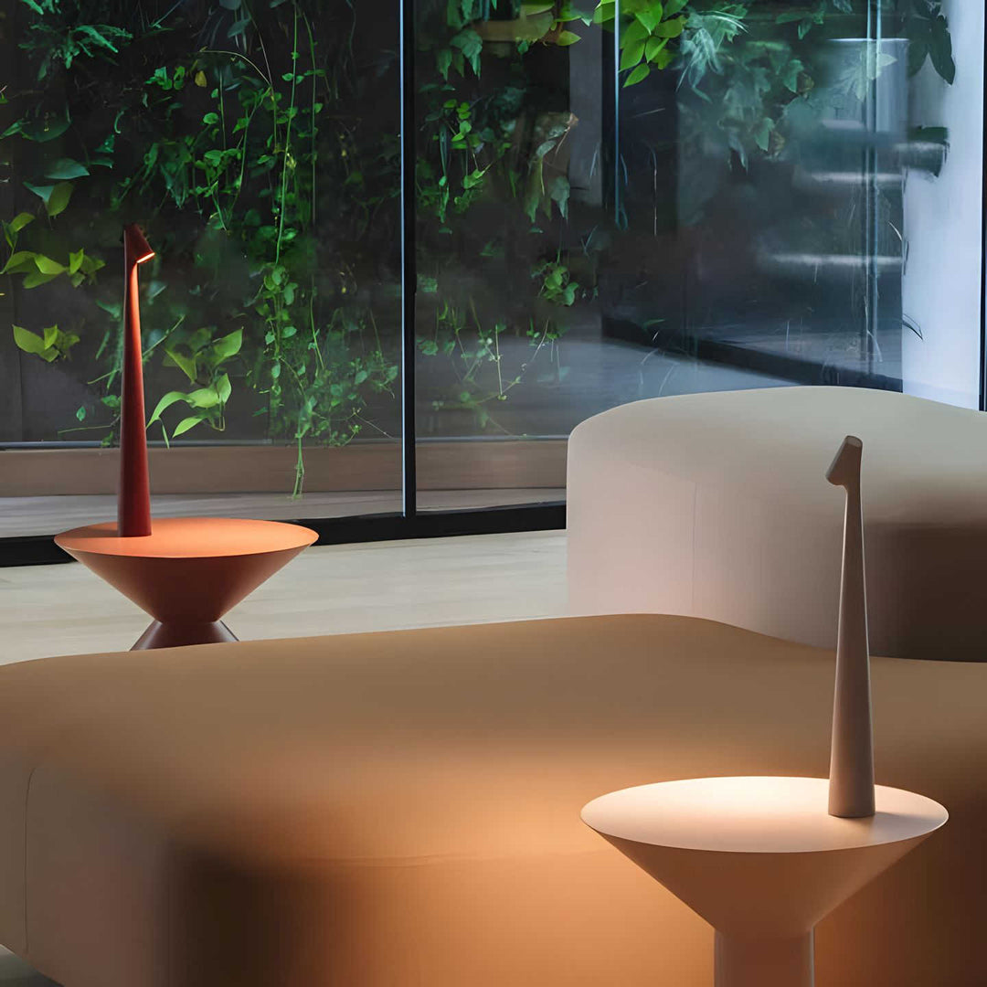 Trådløs Bordlampe med Justerbar Lysstyrke og Minimalistisk Design
