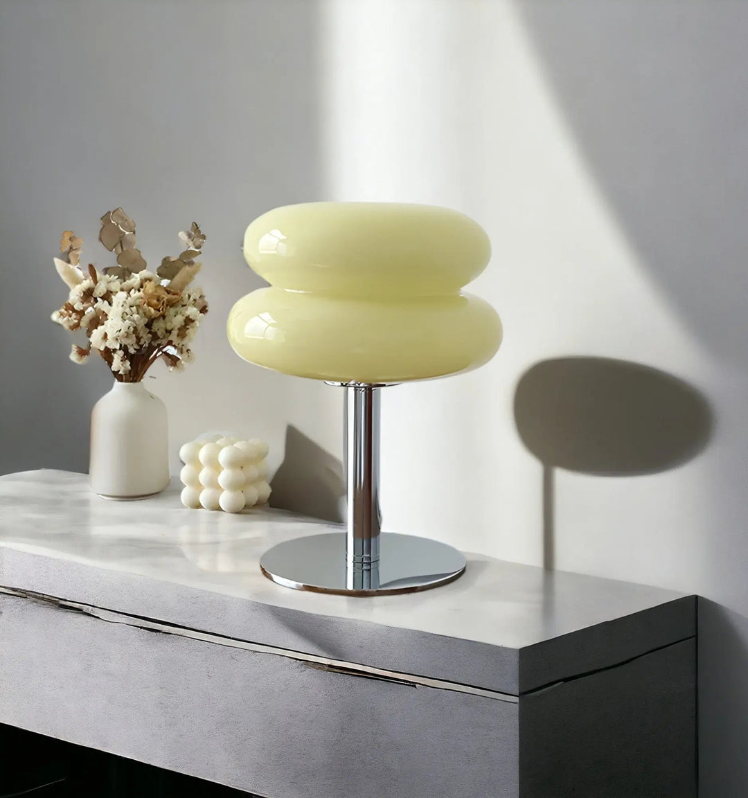 Elegant Glastablelampe med Justerbare Belysningsmuligheder