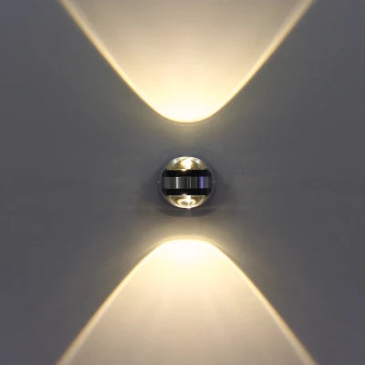 Elegant LED Krystal Væglampe med Varm Hvid Belysning