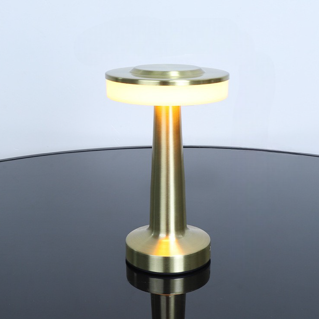 Sort Metal LED Bordlampe med Varmt Lys