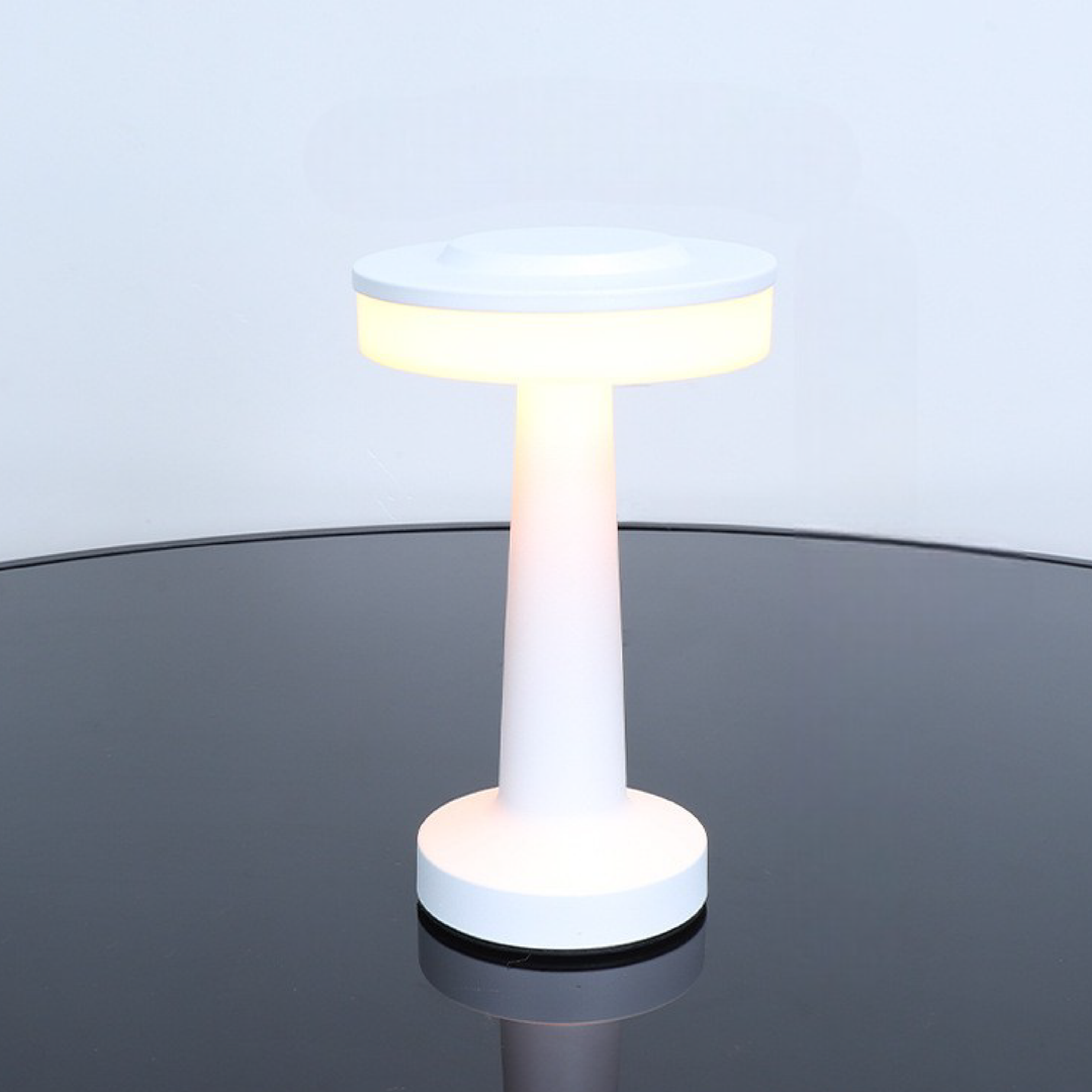 Sort Metal LED Bordlampe med Varmt Lys