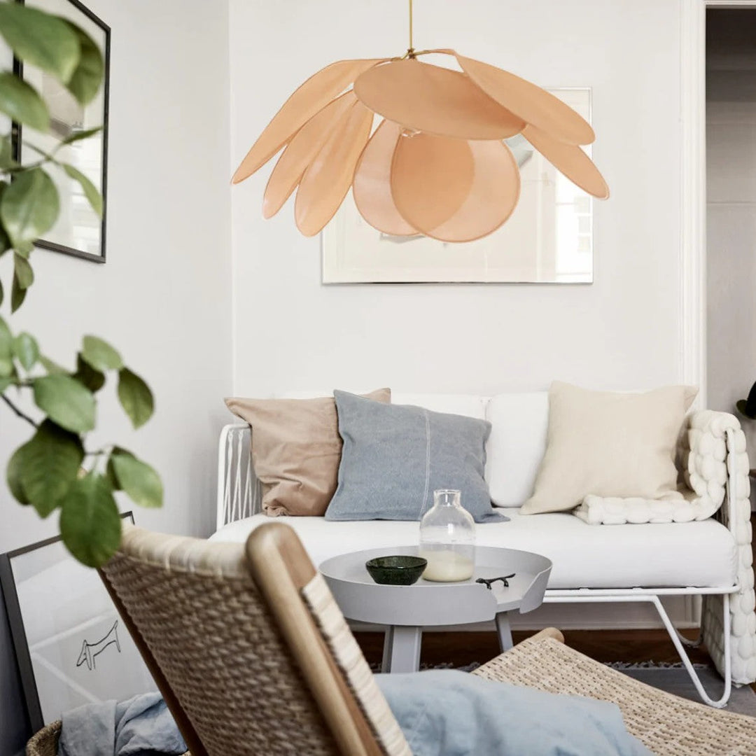 Rattan og Stof Pendel Lys i Blomsterdesign