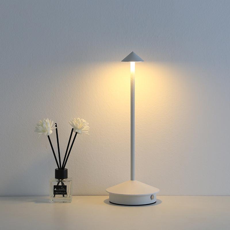 Bærbar Trådløs Touch Control Lampe i Aluminium og Metal