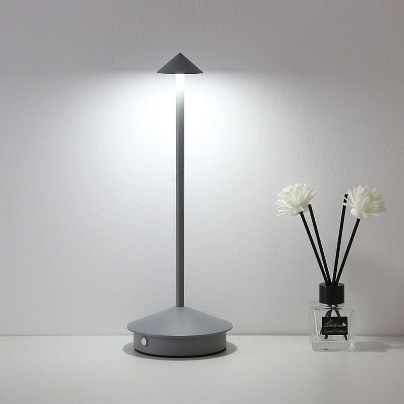 Genopladelig Bærbar LED Bordlampe med Justerbar Lysstyrke