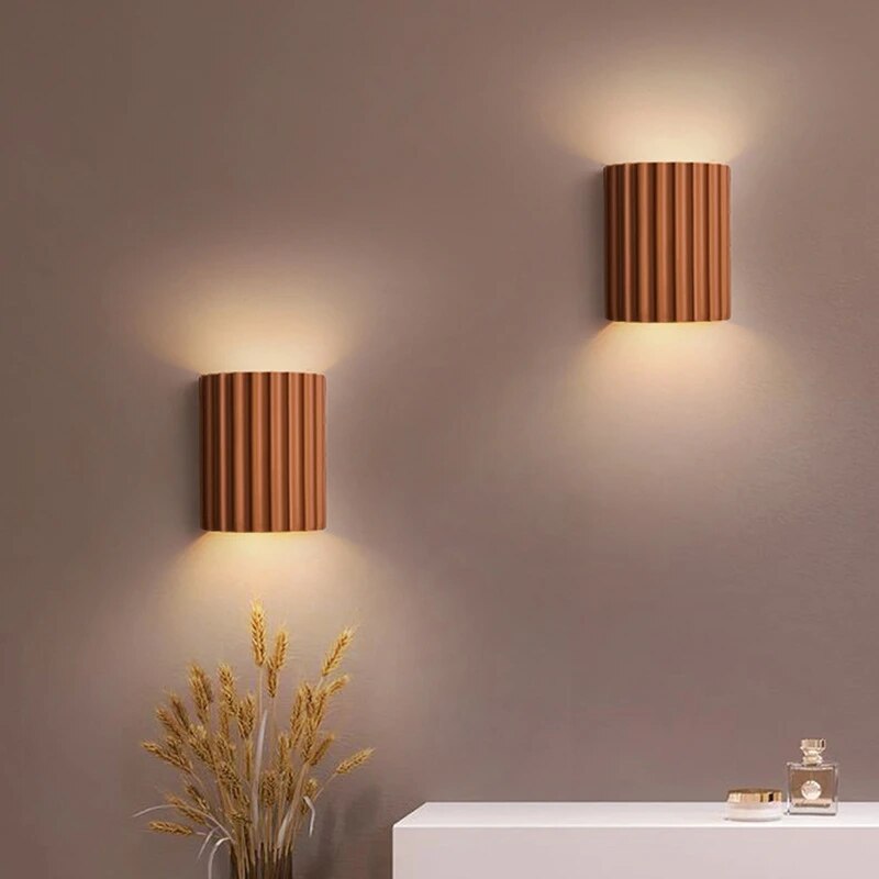 Kunstnerisk Resin Væglampe med LED Lys