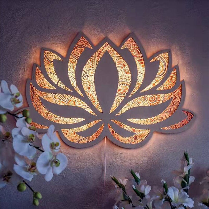 Lotus Mandala LED Væglampe i Hvid og Guld