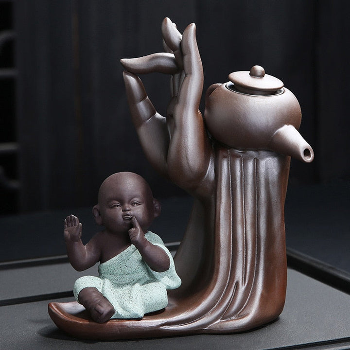Elegant Te Ceremoni Sæt til Seks med Lilla Ler Teapot og Munk Dekoration