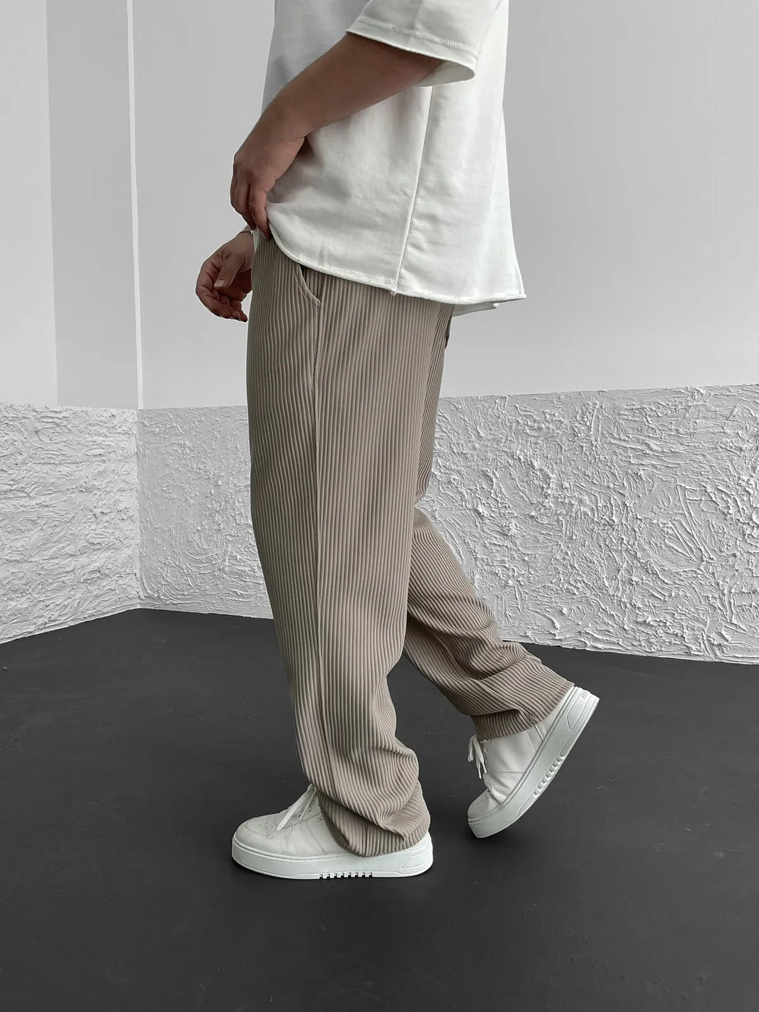 Elegante Herrenhosen mit Kordelzug und lockerem Schnitt