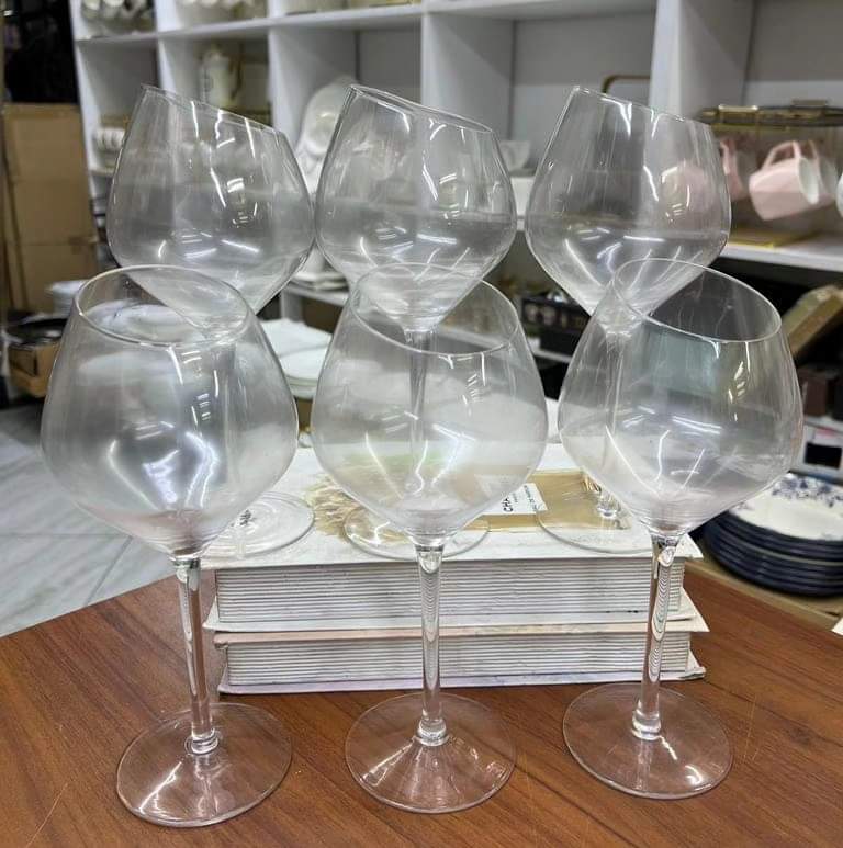 Skrå Vinglas i Glas - Sæt af 6 Elegante Glas