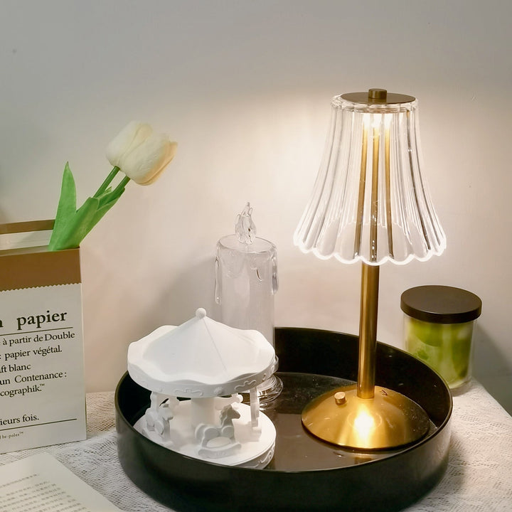 Elegant Guldbærbar LED Bordlampe med Hurtig Opladning