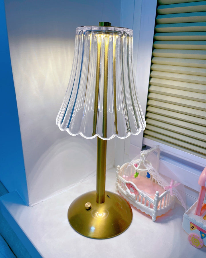 Elegant Guldbærbar LED Bordlampe med Hurtig Opladning