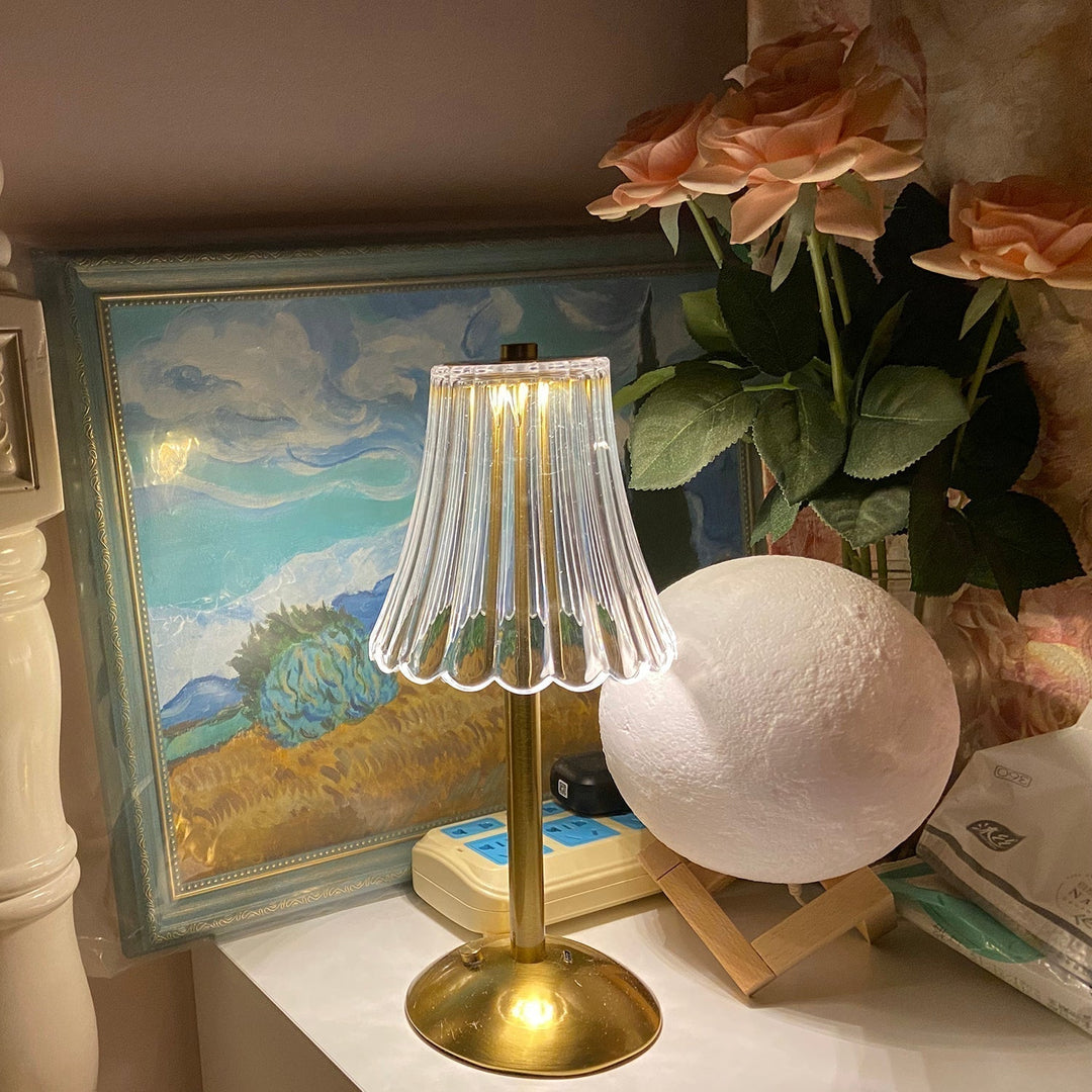 Elegant Guldbærbar LED Bordlampe med Hurtig Opladning