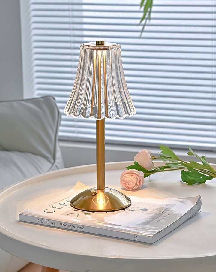 Elegant Guldbærbar LED Bordlampe med Hurtig Opladning
