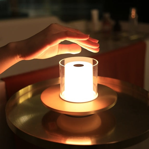 Genopladelig Touch Control Bordlampe med Justerbar Lysstyrke