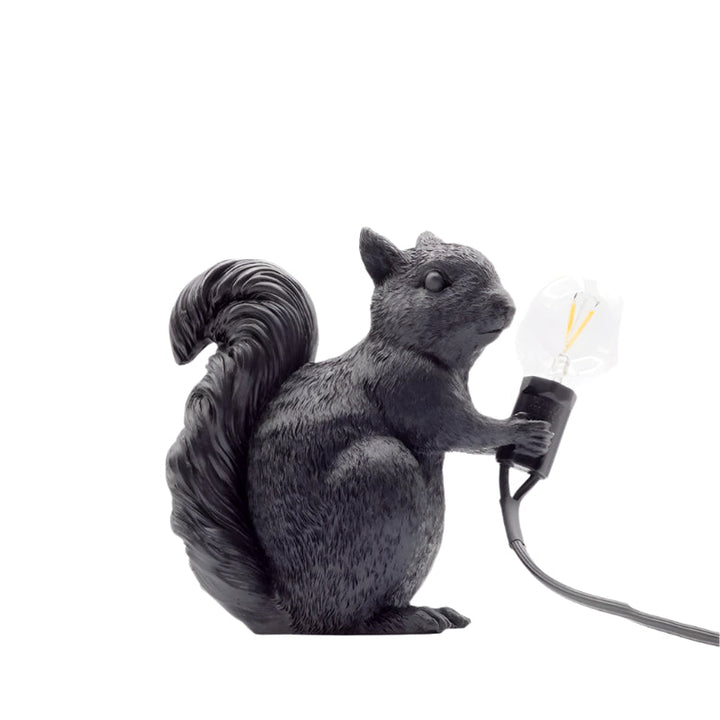Egern LED Bordlampe i Resin til Børneværelse