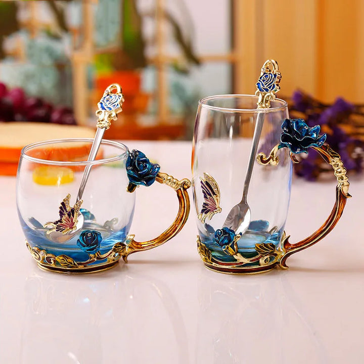 Klar Glas Kaffe- og Te Krus Sæt med Blå Rose Design og Rustfrit Stål Ske