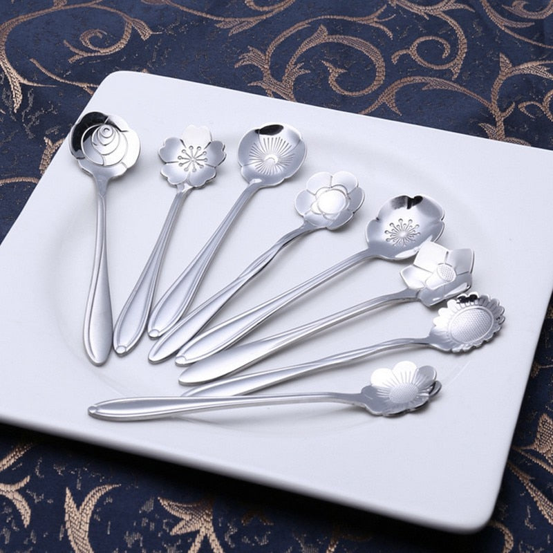 Teaspoons i Rustfrit Stål med Blomstermotiv - 8 Stykker