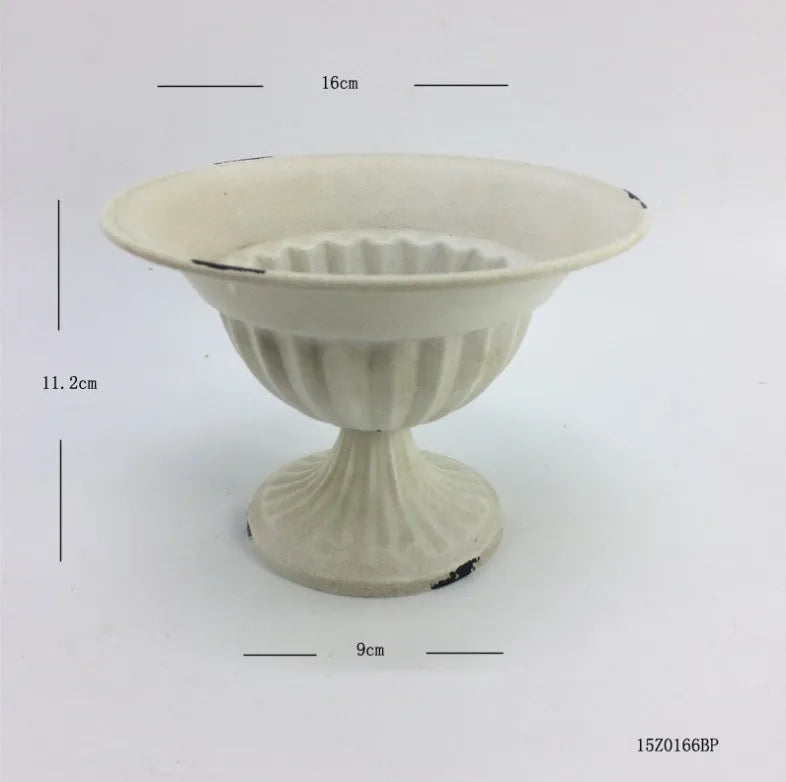 Vintage Jern Chalice Vase med Retro Finish