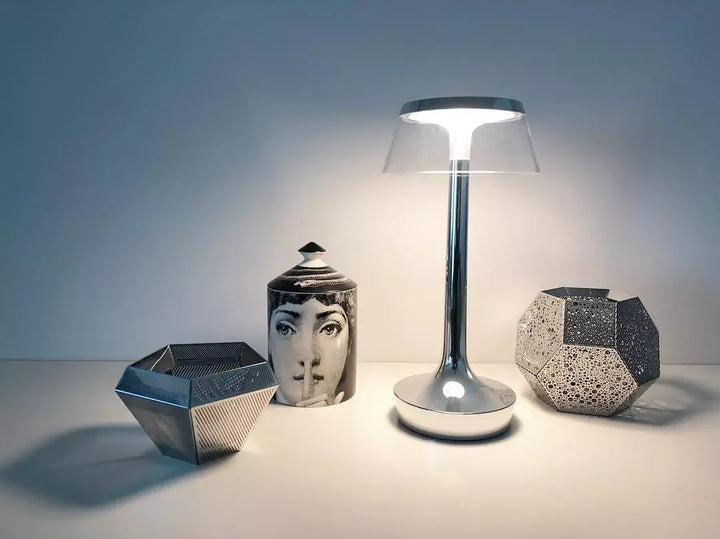 Genopladelig Touch Control Bordlampe i Krystaldesign
