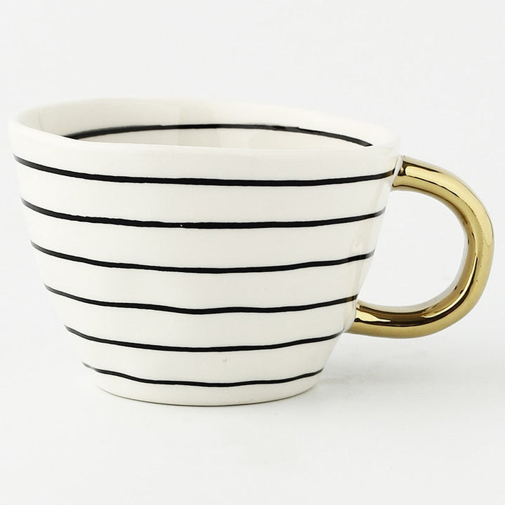 Geometrisk Kaffe Kop i Hvid Keramik med Guld Håndtag