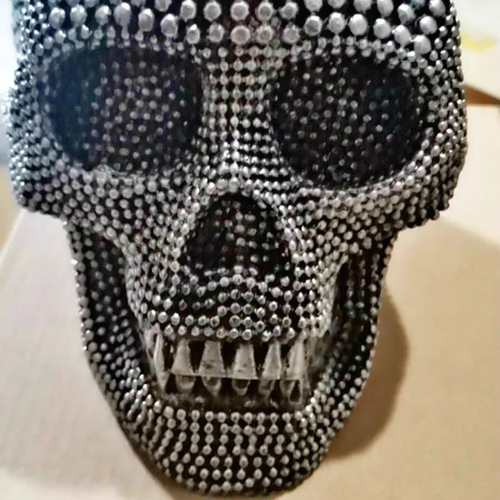 Elegant Harpiks Kranium Skulptur i Sølv og Guld