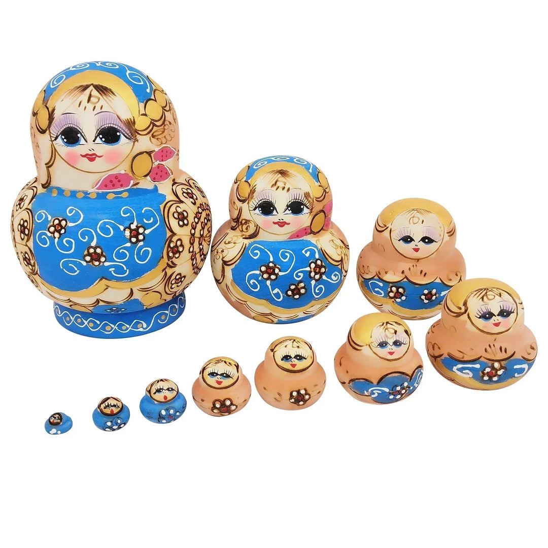 Traditionelt Sæt af 10 Håndlavede Træ-Matryoshka Dukker
