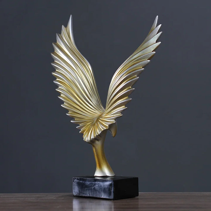 Elegant Ørneskulptur i Guld og Sort Harpiks