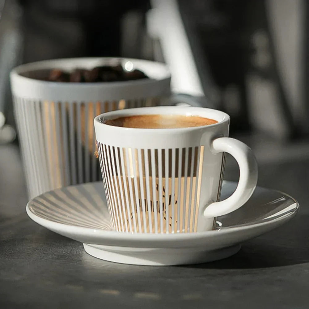 Keramiske Kaffekopper med Leopardmønster og Underlag