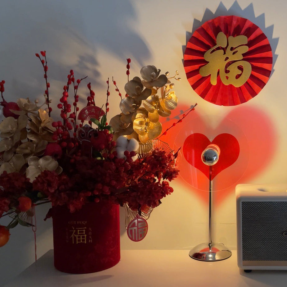 Genopladelig LED Bordlampe med Metal Skærm og Touch-Kontrol