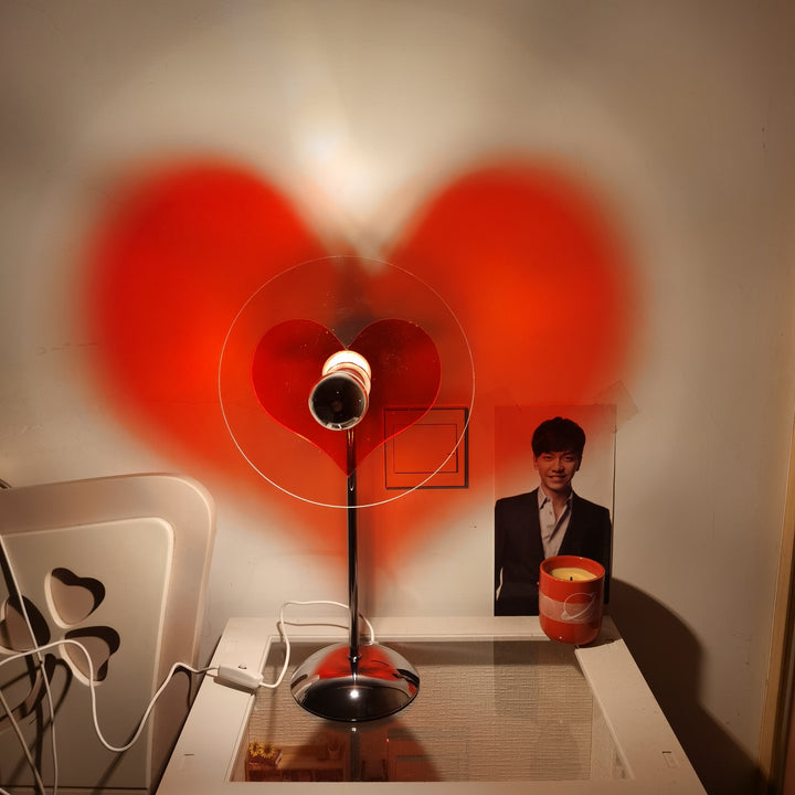 Genopladelig LED Bordlampe med Metal Skærm og Touch-Kontrol