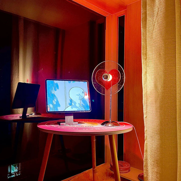 Genopladelig LED Bordlampe med Metal Skærm og Touch-Kontrol