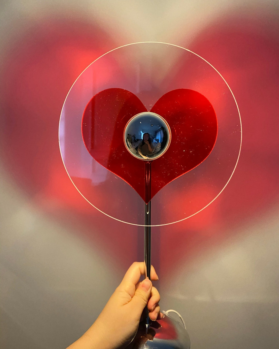 Genopladelig LED Bordlampe med Metal Skærm og Touch-Kontrol