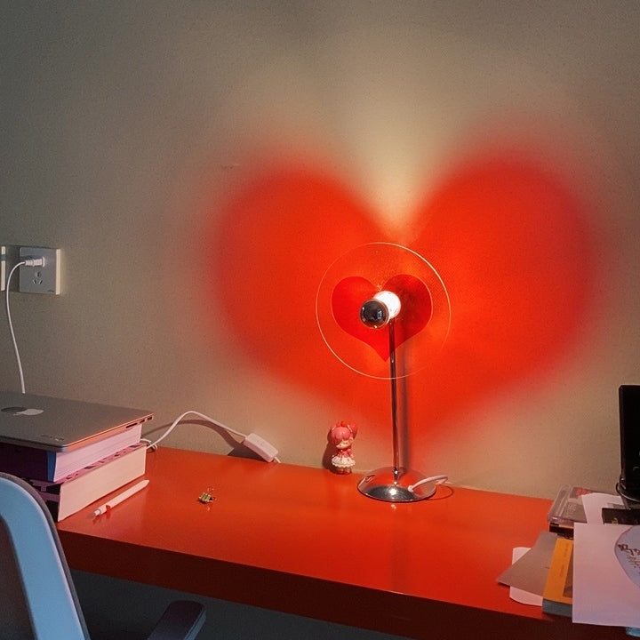 Genopladelig LED Bordlampe med Metal Skærm og Touch-Kontrol