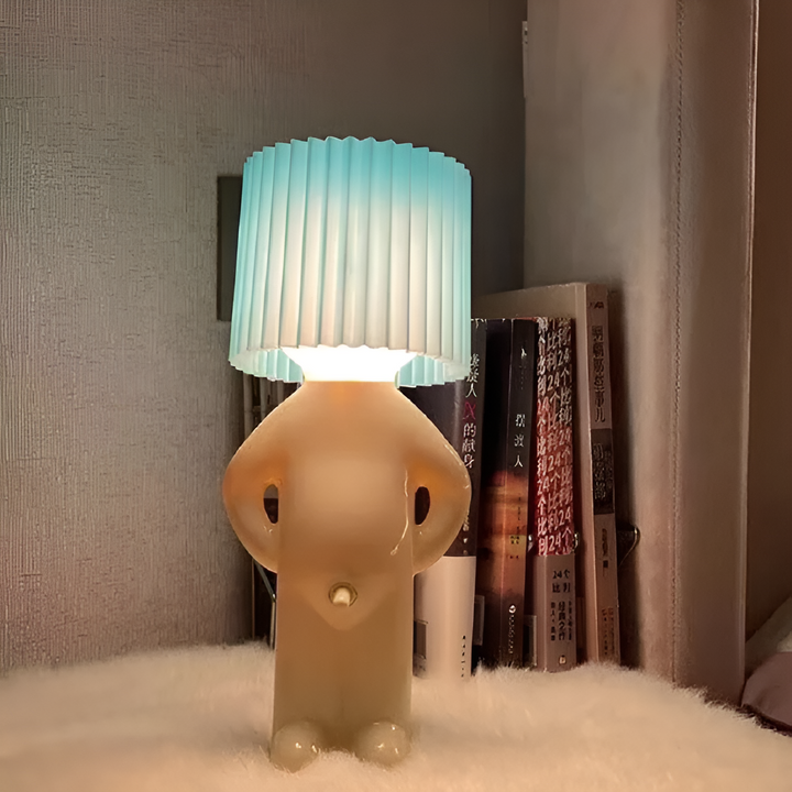 LED Bordlampe med Skørt Design og Energivenlig Funktionalitet