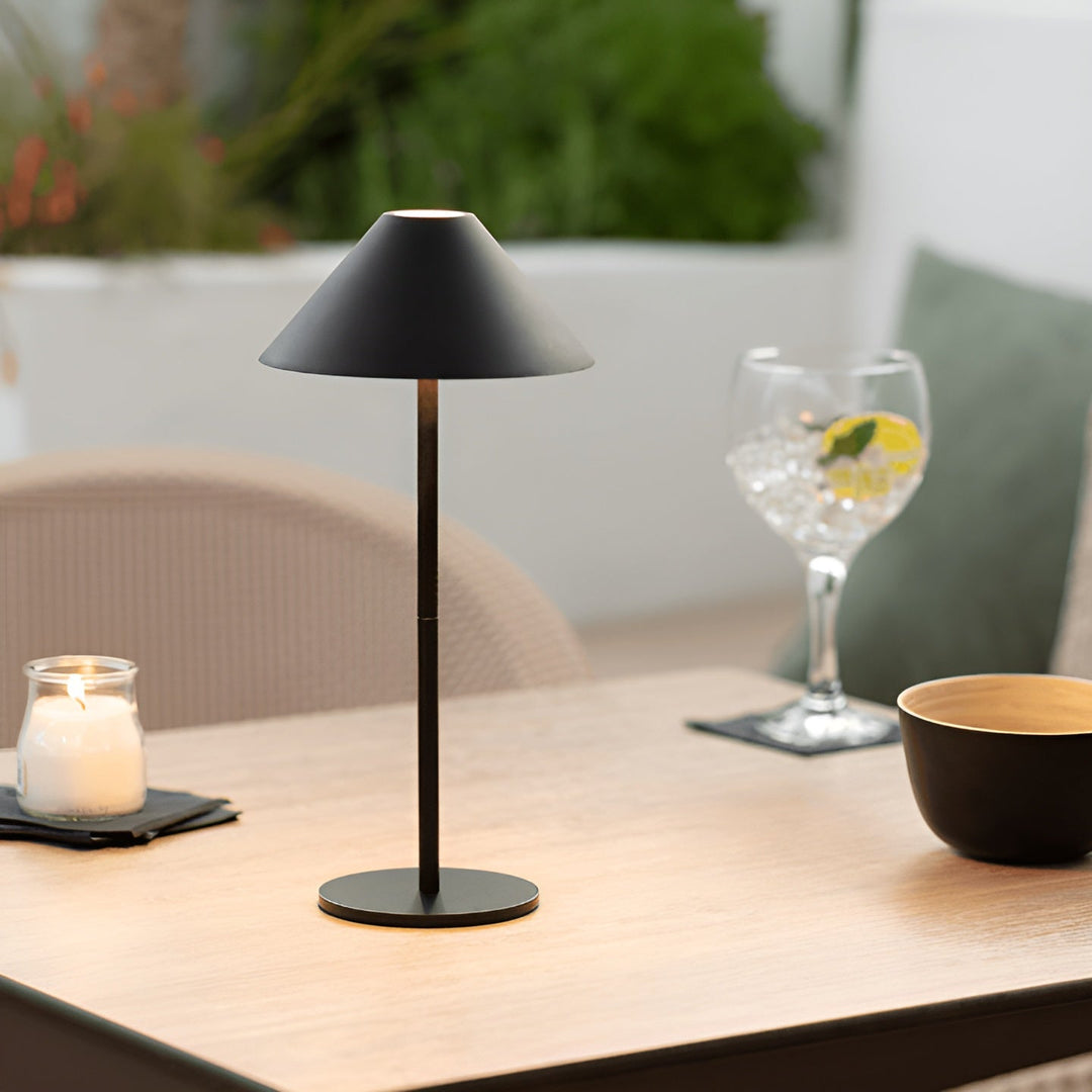 Dæmpbar Kegleformet LED Bordlampe med Touch-Kontrol