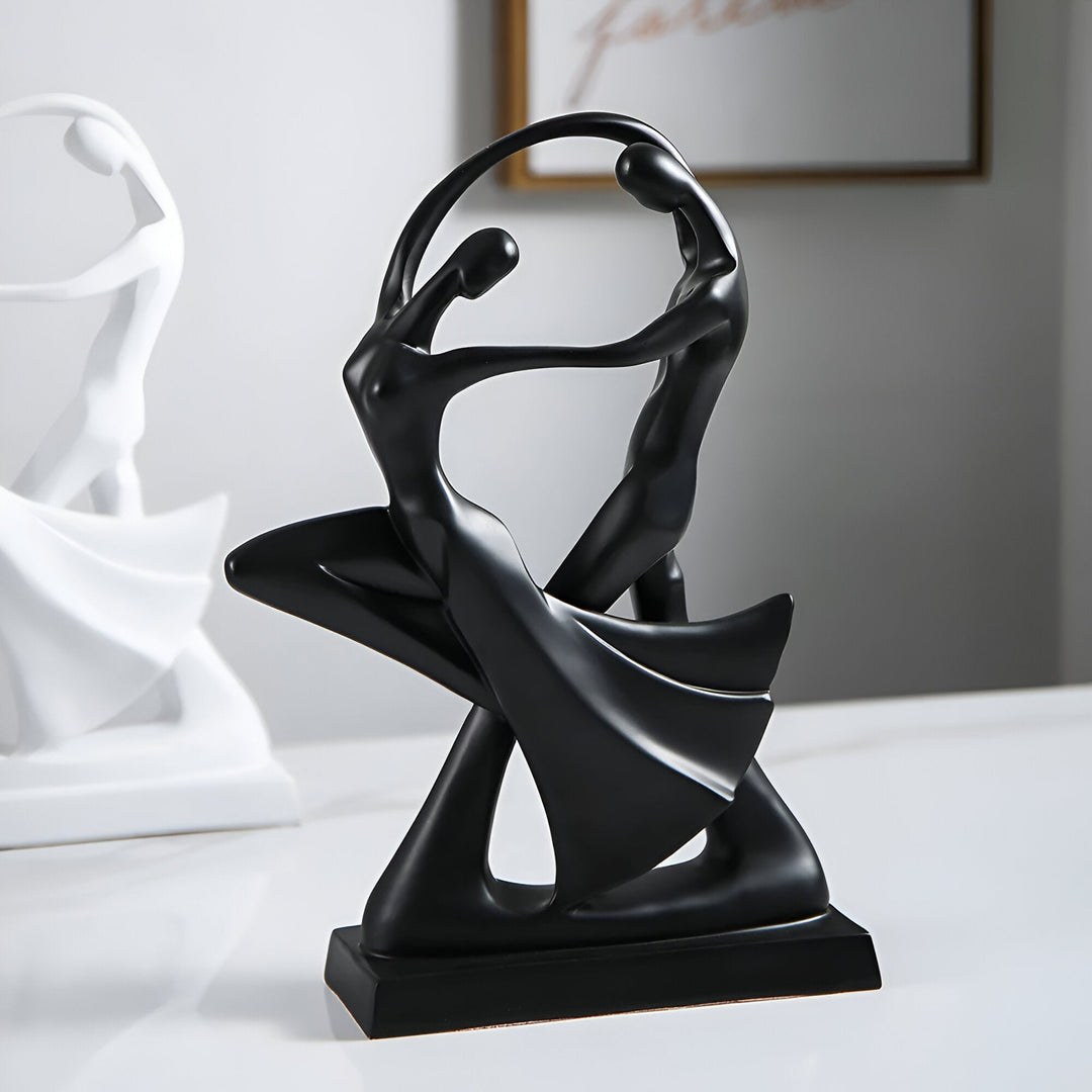 Elegant Harpiks Skulptur af Dansende Par i Sort og Hvid