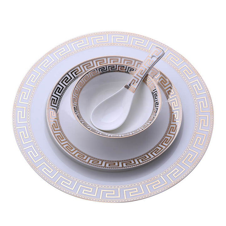 Elegant Middagsservise i Porcelæn med Guldkant