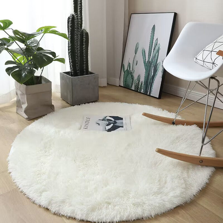 Blødt Hvidt Rundt Plush Tæppe med Skridsikker Bagside