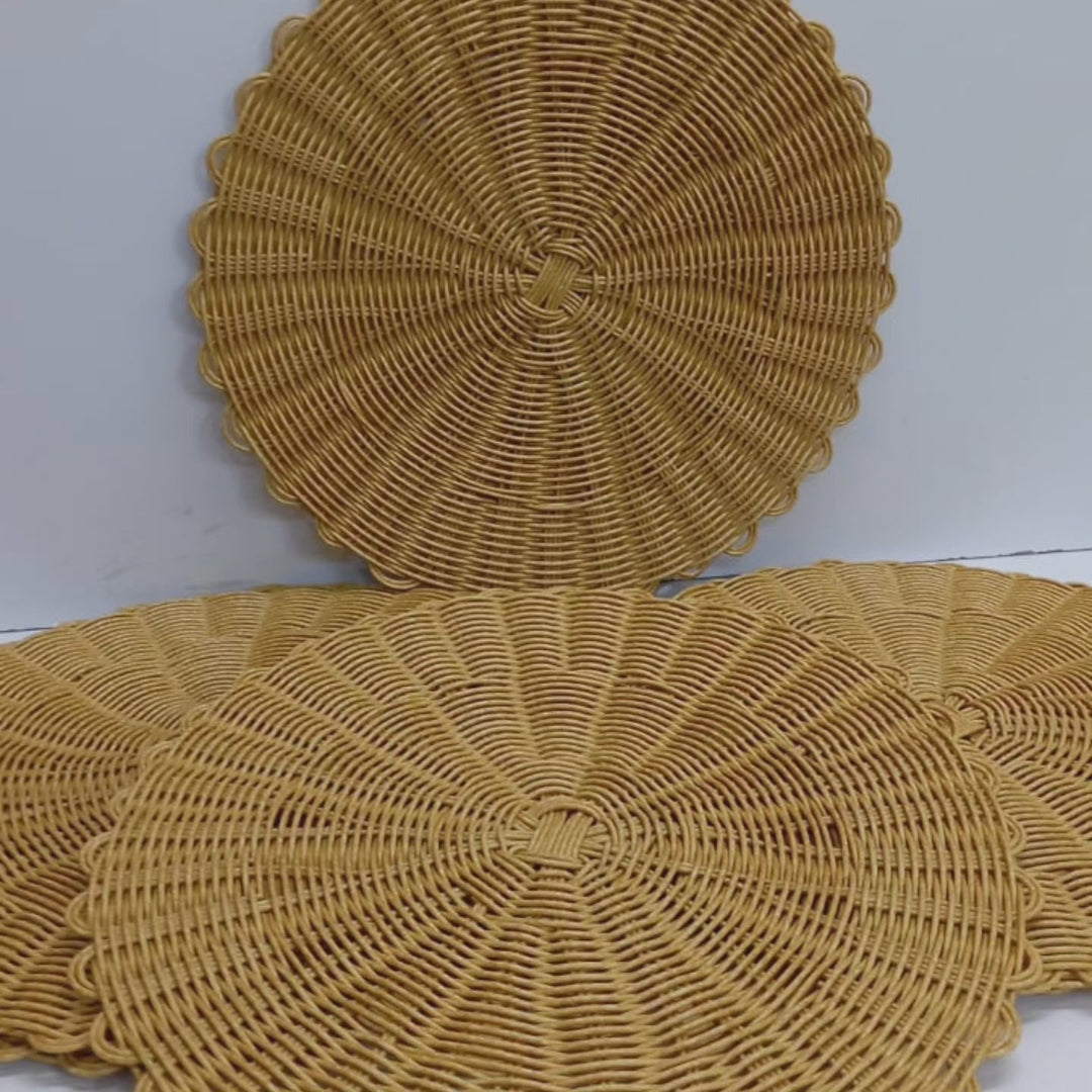 Runde Rattan Bordskånere med Termoisolering og Skridsikker Design