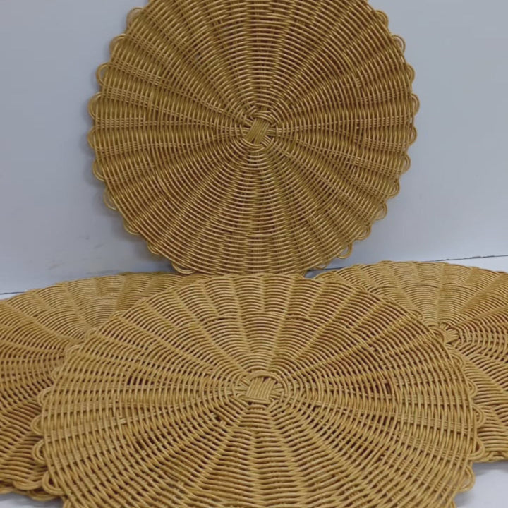 Runde Rattan Bordskånere med Termoisolering og Skridsikker Design