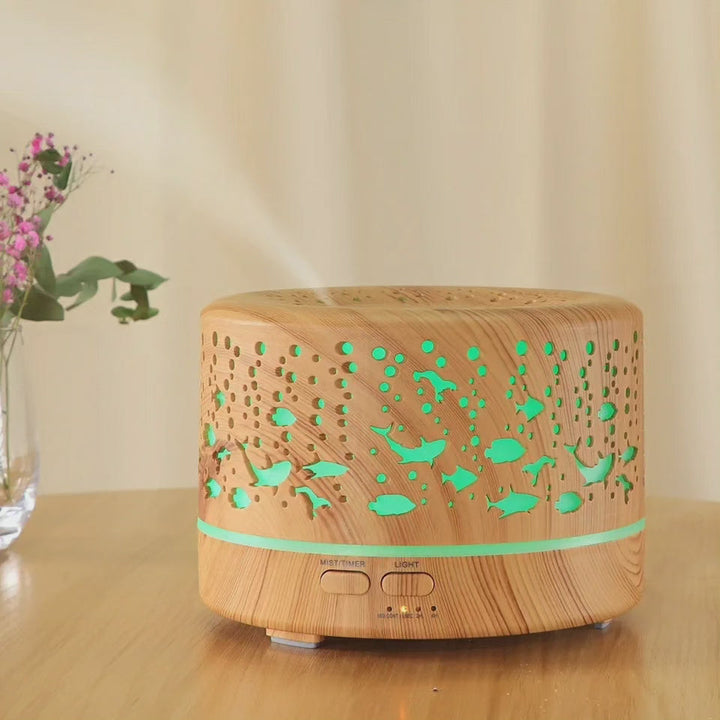 Ultralyd Aroma Diffuser med Trædesign og Fjernbetjening
